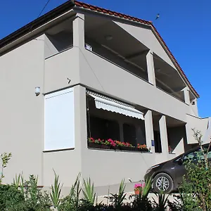  Appartamento Pezic Croazia